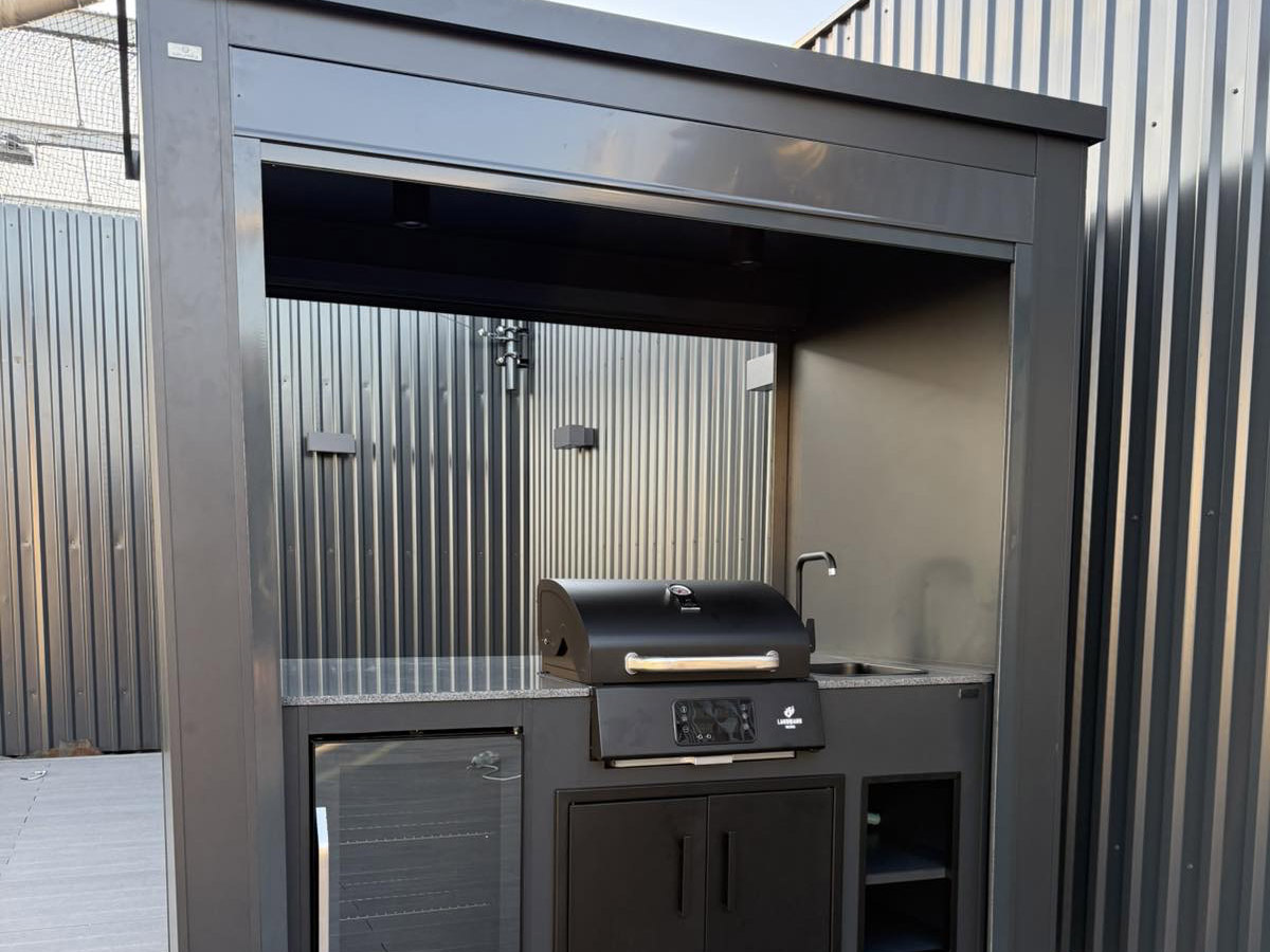 Източници - Grillandia Premium outdoor kitchens
